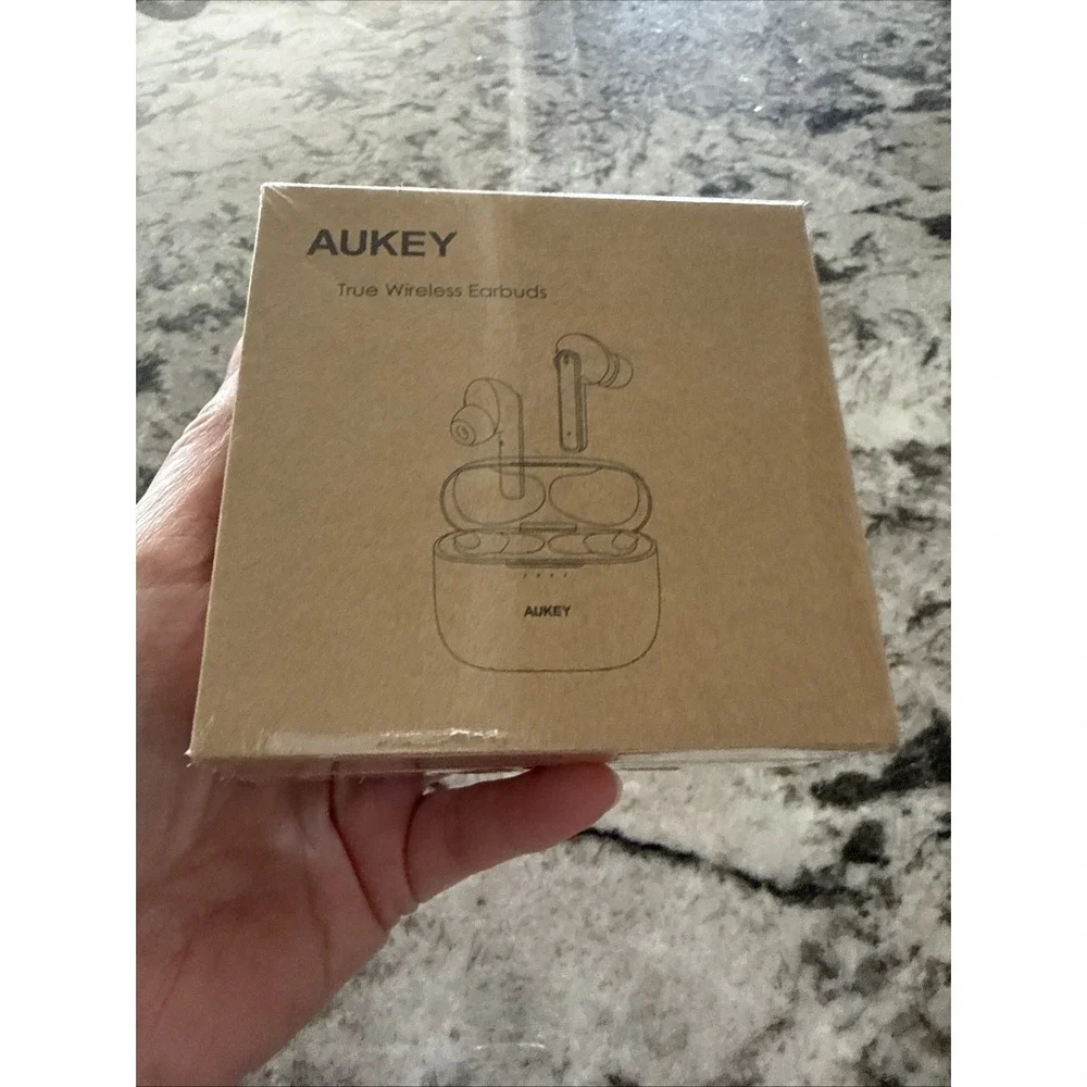 Wireless Earbuds, AUKEY Bluetooth with Charging Case, 24h Playtime